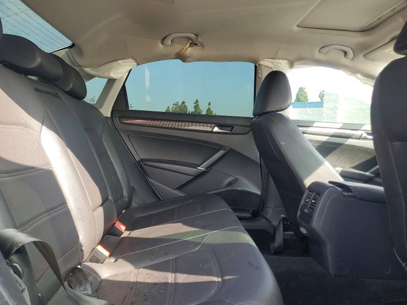 52859536 :رقم المزاد ، 1VWMA7A3XLC018828 vin ، 2020 Volkswagen Passat مزاد بيع