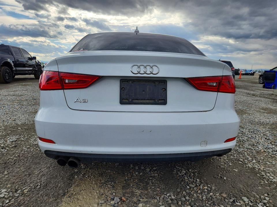 52872996 :رقم المزاد ، WAUACGFFXF1091813 vin ، 2015 Audi A3 مزاد بيع