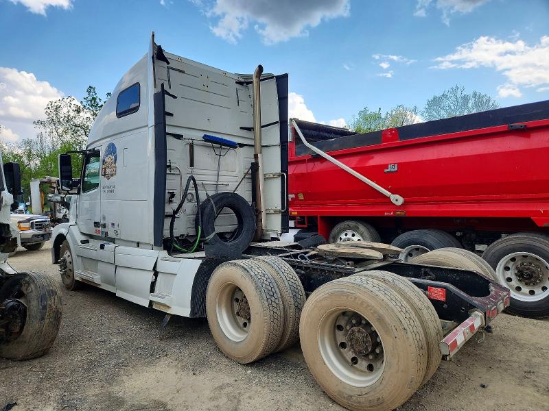 2018 Volvo Vn მანქანა იყიდება აუქციონზე, vin: 4V4NC9EJ0JN895937, აუქციონის ნომერი: 53924576