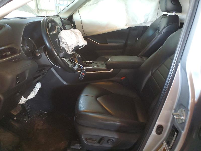53131856 :رقم المزاد ، 5TDGZRAH4NS546883 vin ، 2022 Toyota Highlander مزاد بيع