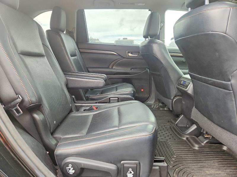 Auction sale of the 2015 Toyota Highlander, vin: 5TDDKRFH6FS075353, lot number: 52851016