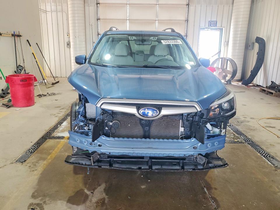 Продажа на аукционе авто 2021 Subaru Forester, vin: JF2SKAJC3MH569838, номер лота: 52833366