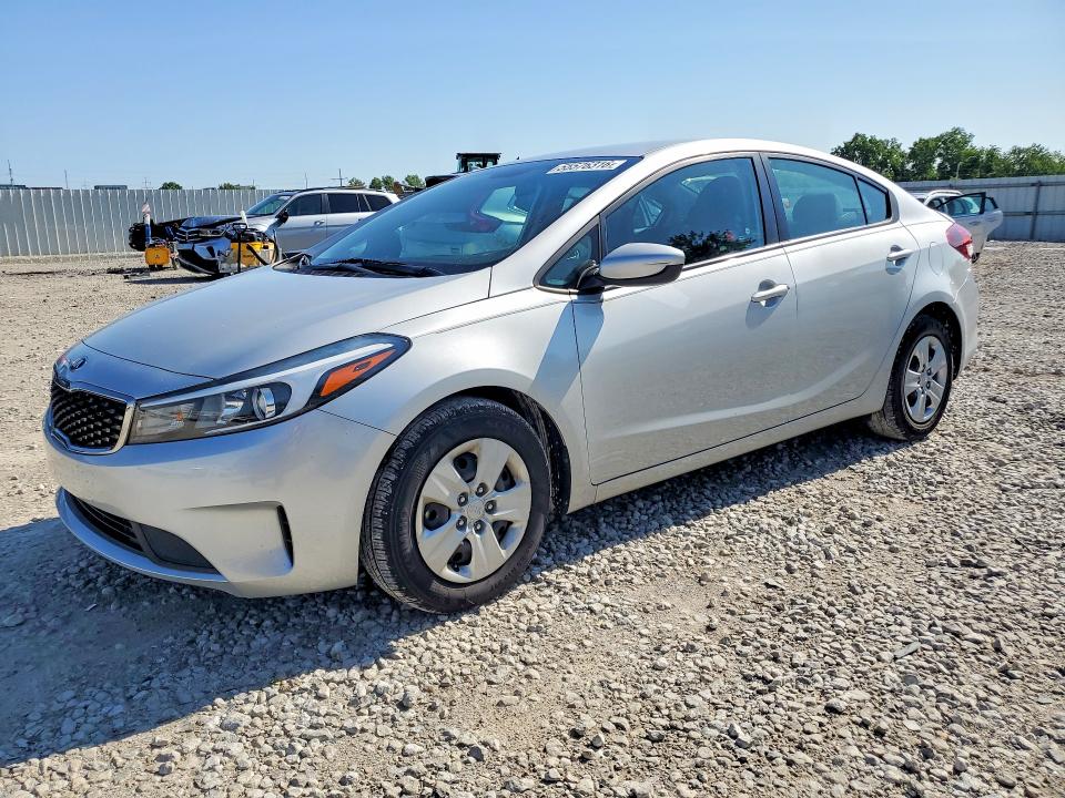 55576316 :رقم المزاد ، 3KPFL4A73JE184458 vin ، 2018 Kia Forte مزاد بيع