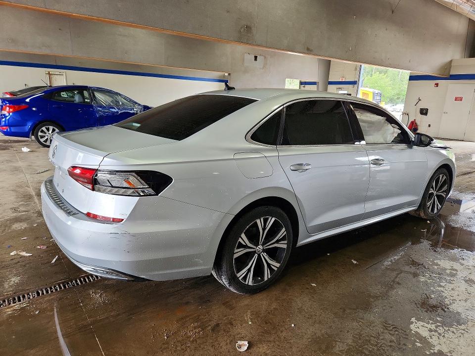 2021 Volkswagen Passat მანქანა იყიდება აუქციონზე, vin: 1VWSA7A3XMC007207, აუქციონის ნომერი: 54679856
