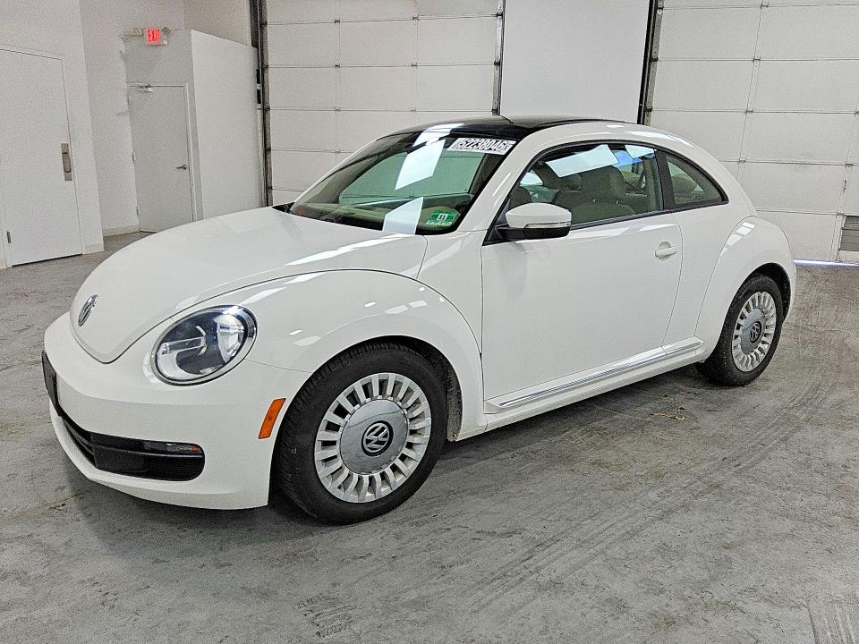 Auction sale of the 2014 Volkswagen Beetle, vin: 3VWJP7AT1EM623307, lot number: 52238046