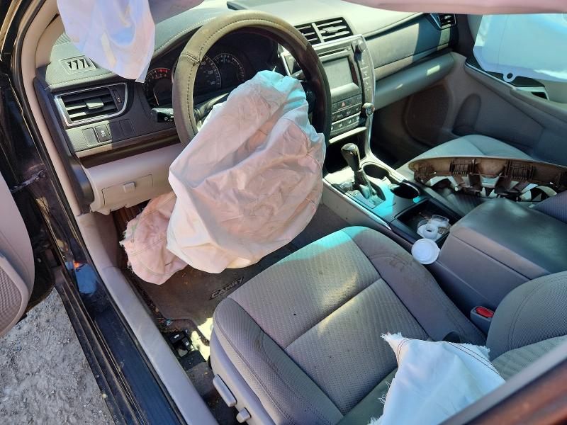 53367596 :رقم المزاد ، 4T4BF1FK4FR464837 vin ، 2015 Toyota Camry مزاد بيع