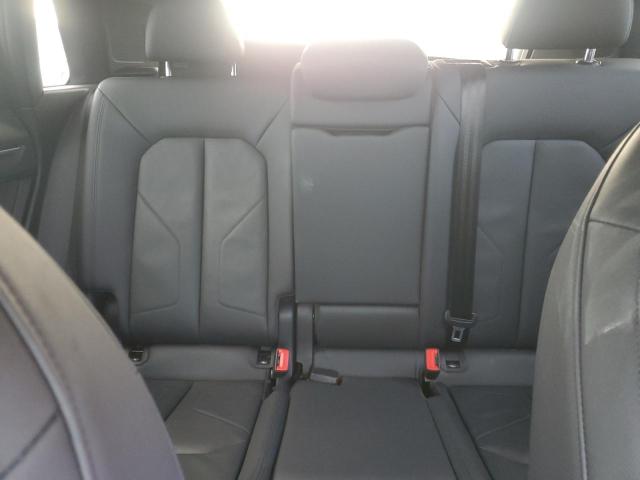 52690186 :رقم المزاد ، WA1DECF35M1121283 vin ، 2021 Audi Q3 مزاد بيع