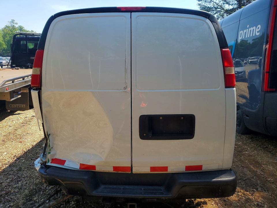 2015 Chevrolet Express G2500 მანქანა იყიდება აუქციონზე, vin: 1GCWGFCFXF1155781, აუქციონის ნომერი: 51023306