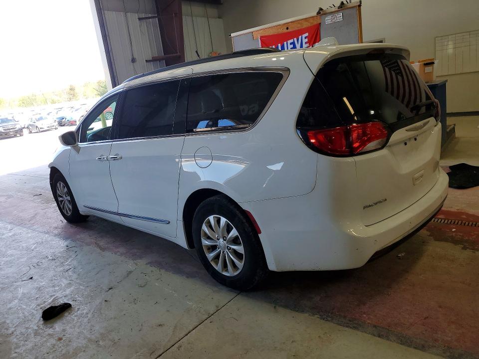 2017 Chrysler Pacifica მანქანა იყიდება აუქციონზე, vin: 2C4RC1BG8HR795797, აუქციონის ნომერი: 52552786