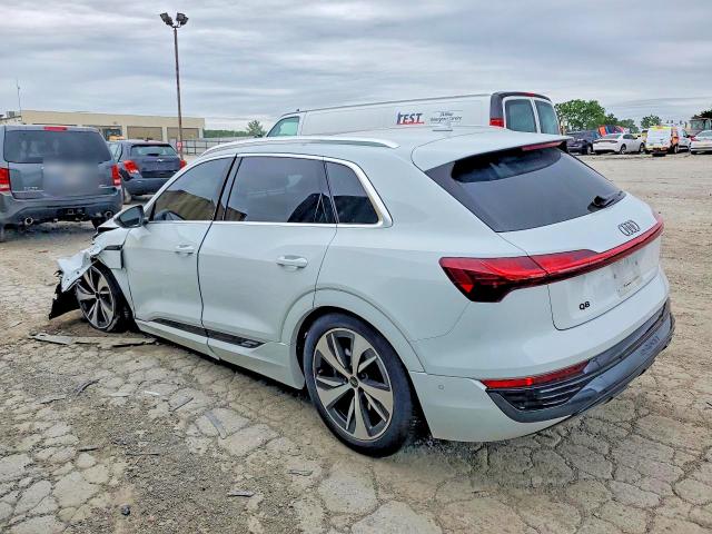 53510276 :رقم المزاد ، WA15AAGE3RB024900 vin ، 2024 Audi Q8 E-tron مزاد بيع