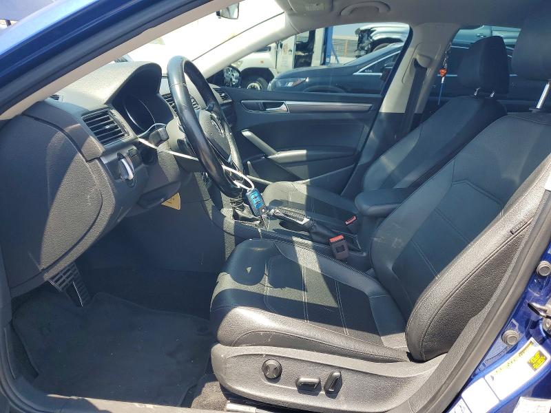 53948426 :رقم المزاد ، 1VWDT7A31HC049547 vin ، 2017 Volkswagen Passat مزاد بيع