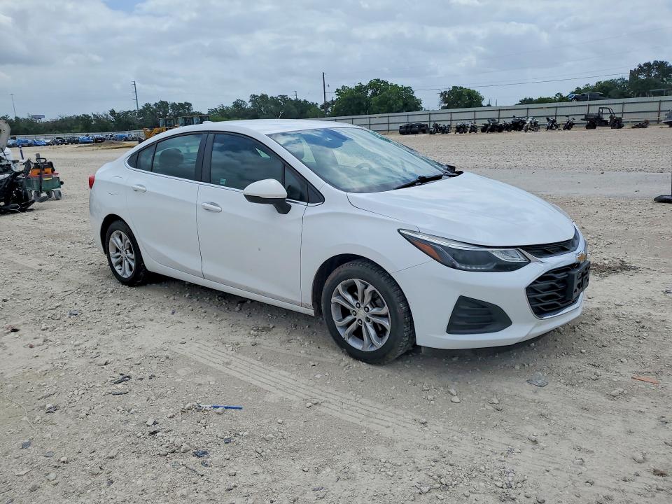 53432756 :رقم المزاد ، 1G1BE5SMXK7143970 vin ، 2019 Chevrolet Cruze مزاد بيع