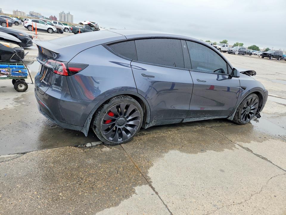 Продажа на аукционе авто 2021 Tesla Model Y, vin: 5YJYGDEF0MF251336, номер лота: 51866546