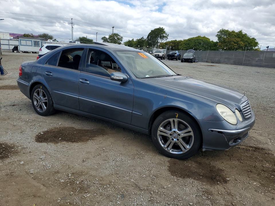 55352626 :رقم المزاد ، WDBUF56J96A855021 vin ، 2006 Mercedes-benz E مزاد بيع
