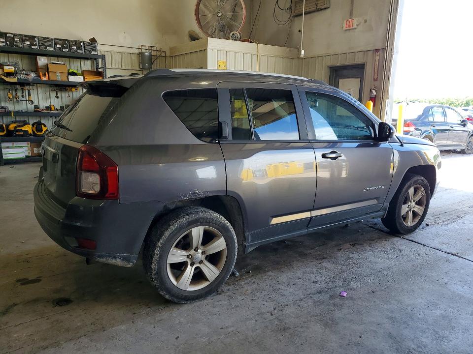 2017 Jeep Compass მანქანა იყიდება აუქციონზე, vin: 1C4NJDBB1HD142984, აუქციონის ნომერი: 52425486