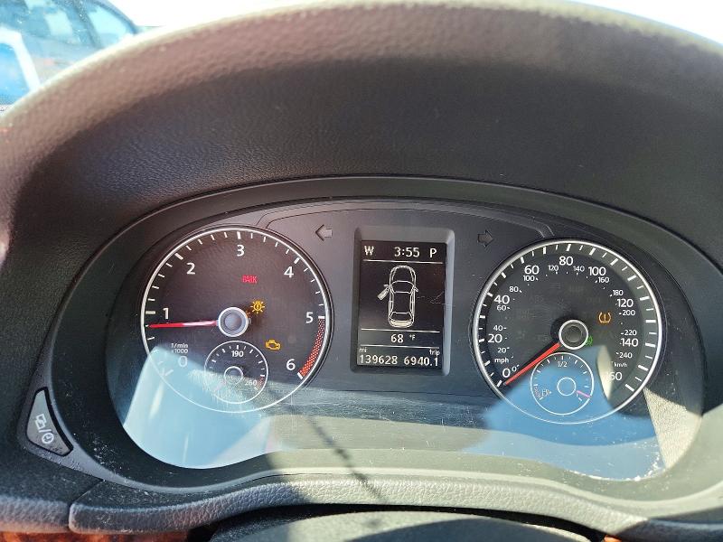 52589806 :رقم المزاد ، 1VWCN7A30DC137392 vin ، 2013 Volkswagen Passat مزاد بيع