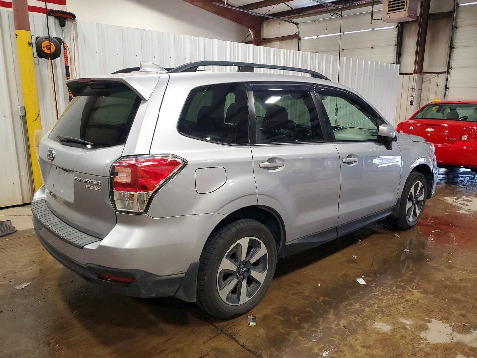 Продажа на аукционе авто 2017 Subaru Forester, vin: JF2SJAGCXHH532933, номер лота: 53454016