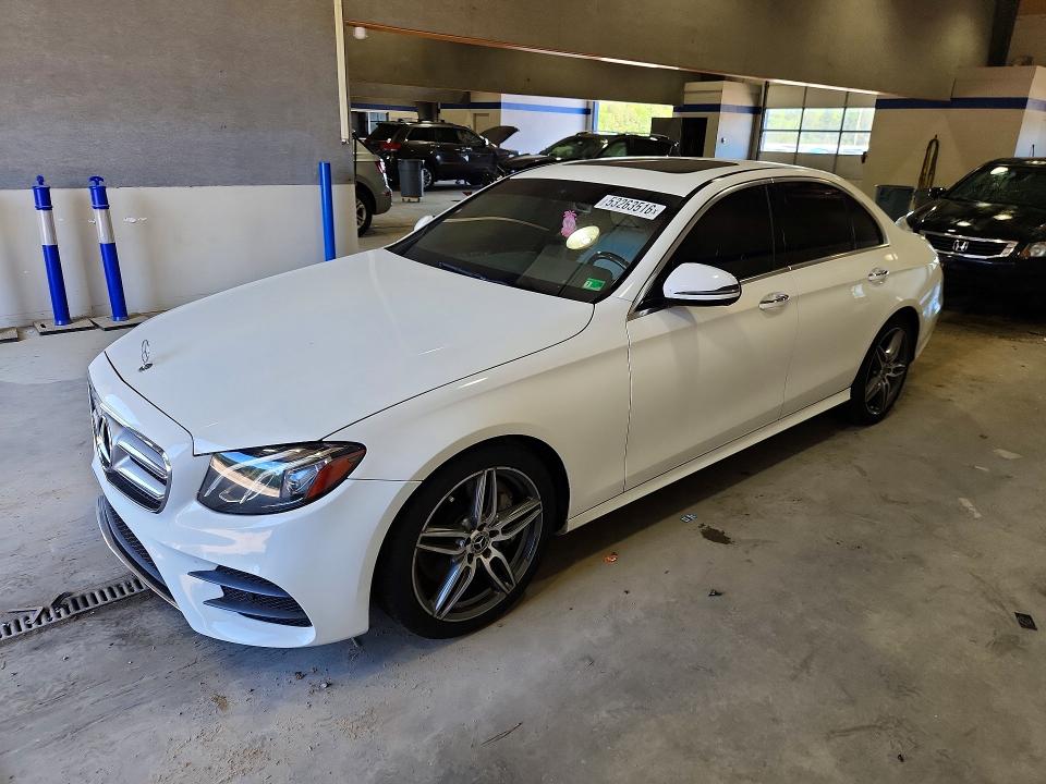 Продажа на аукционе авто 2019 Mercedes-benz E, vin: WDDZF4KB7KA526320, номер лота: 53263516