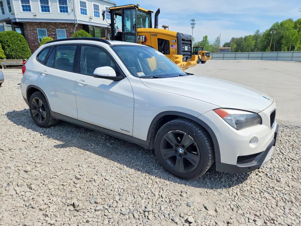 2013 Bmw X1 მანქანა იყიდება აუქციონზე, vin: WBAVL1C59DVR86337, აუქციონის ნომერი: 53751696