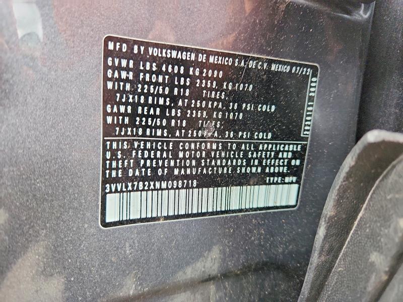 53734696 :رقم المزاد ، 3VVLX7B2XNM098718 vin ، 2022 Volkswagen Taos مزاد بيع