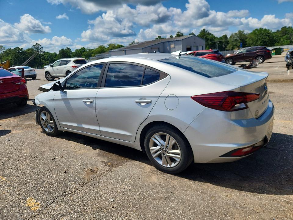 53324046 :رقم المزاد ، 5NPD84LF7KH428784 vin ، 2019 Hyundai Elantra مزاد بيع