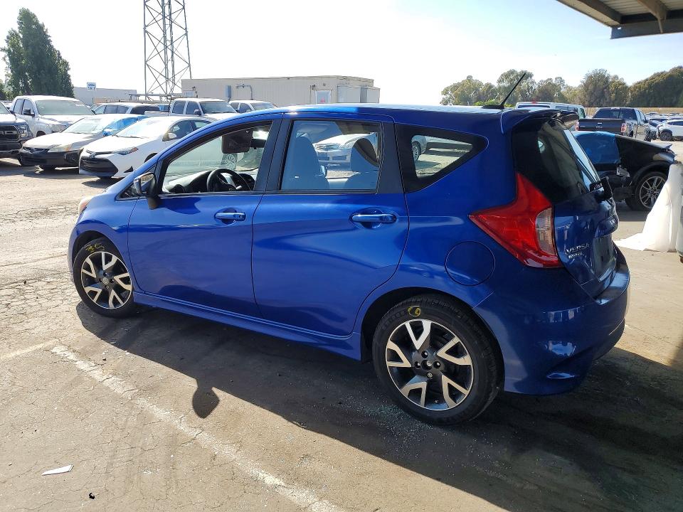 2015 Nissan Versa Note მანქანა იყიდება აუქციონზე, vin: 3N1CE2CP0FL427745, აუქციონის ნომერი: 53278246