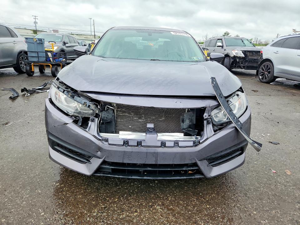 Продажа на аукционе авто 2017 Honda Civic, vin: 19XFC2F53HE205766, номер лота: 52741116