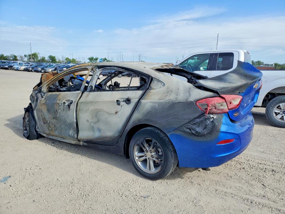 Продажа на аукционе авто 2018 Chevrolet Cruze, vin: 1G1BE5SM6J7131670, номер лота: 52511876