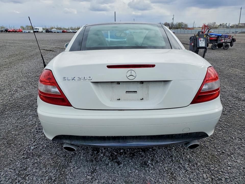 51797556 :رقم المزاد ، WDBWK54FX6F102006 vin ، 2006 Mercedes-benz Slk مزاد بيع