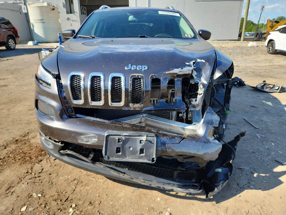 53399526 :رقم المزاد ، 1C4PJMLB0JD602603 vin ، 2018 Jeep Cherokee مزاد بيع
