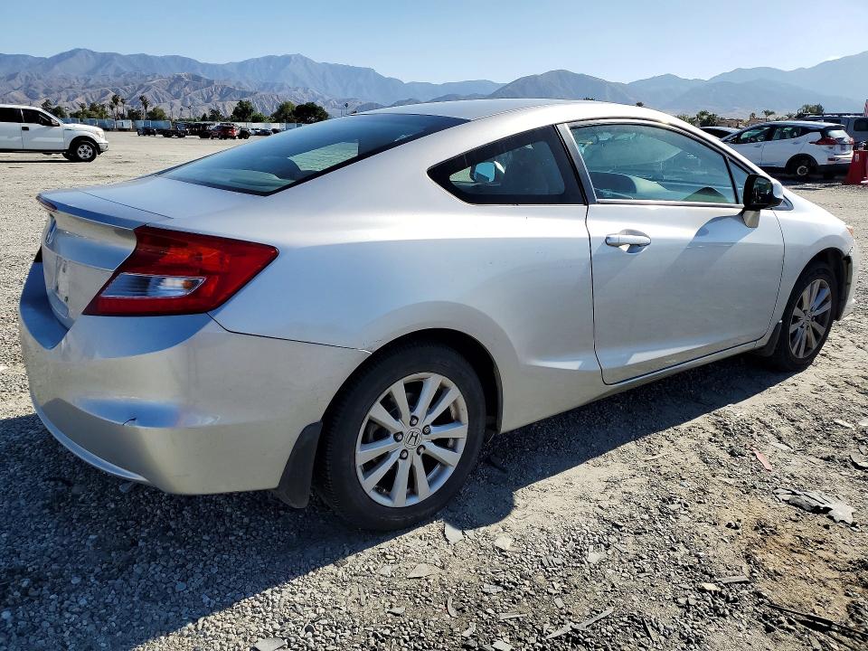 2012 Honda Civic მანქანა იყიდება აუქციონზე, vin: 2HGFG3B02CH528242, აუქციონის ნომერი: 52489236