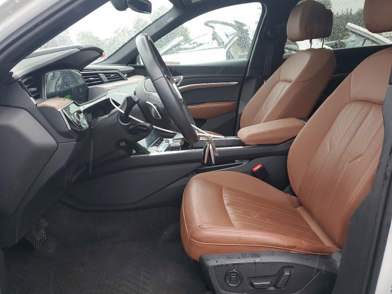 Продажа на аукционе авто 2021 Audi E-tron, vin: WA12AAGE7MB012261, номер лота: 54051036