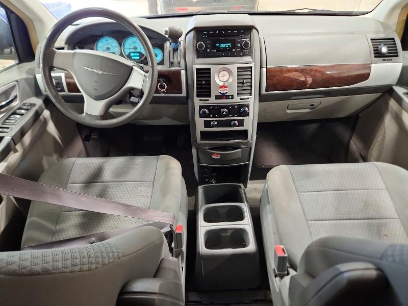2010 Chrysler Town & Country მანქანა იყიდება აუქციონზე, vin: 2A4RR5D19AR310419, აუქციონის ნომერი: 52467586