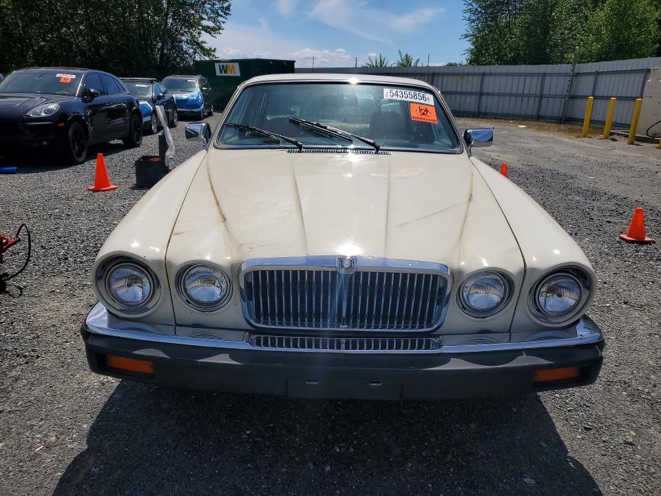1987 Jaguar Xj6 მანქანა იყიდება აუქციონზე, vin: SAJAV1344HC473003, აუქციონის ნომერი: 54355856