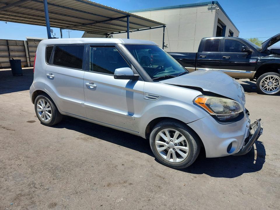 53997856 :رقم المزاد ، KNDJT2A68D7577141 vin ، 2013 Kia Soul مزاد بيع