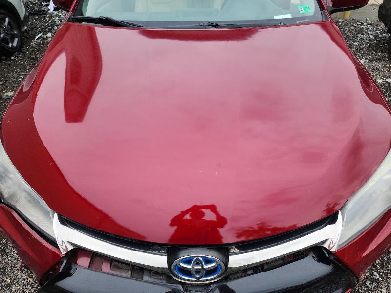 2015 Toyota Camry Hybrid მანქანა იყიდება აუქციონზე, vin: 4T1BD1FK2FU143220, აუქციონის ნომერი: 52612526