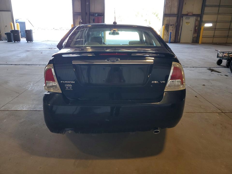 54125626 :رقم المزاد ، 3FAHP081X7R275662 vin ، 2007 Ford Fusion مزاد بيع