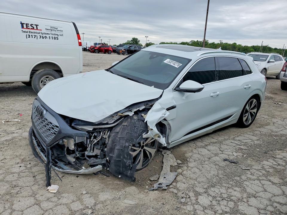 53510276 :رقم المزاد ، WA15AAGE3RB024900 vin ، 2024 Audi Q8 E-tron مزاد بيع