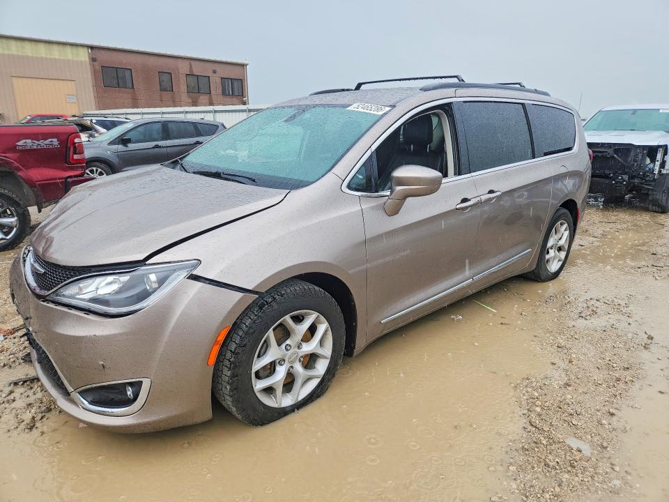 Продаж на аукціоні авто 2017 Chrysler Pacifica, vin: 2C4RC1BG6HR537942, номер лоту: 55583816