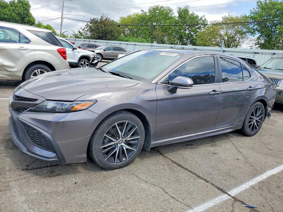 Aukcja sprzedaży 2022 Toyota Camry, vin: 4T1T11AK9NU647363, numer aukcji: 51969916
