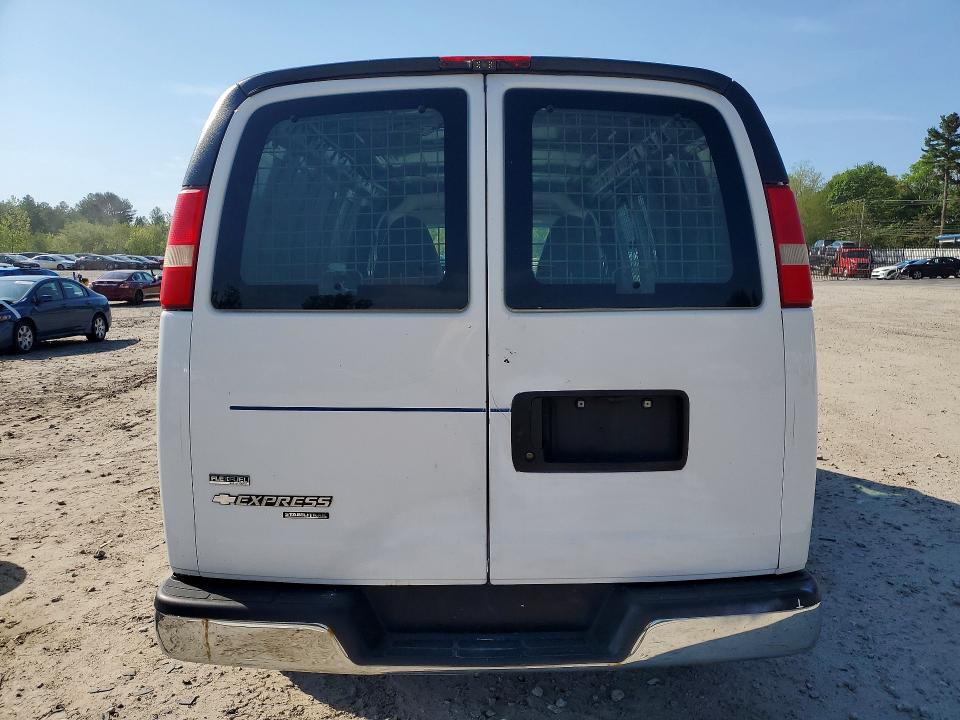 54087806 :رقم المزاد ، 1GCZGTCG3B1145205 vin ، 2011 Chev Express G3500 مزاد بيع