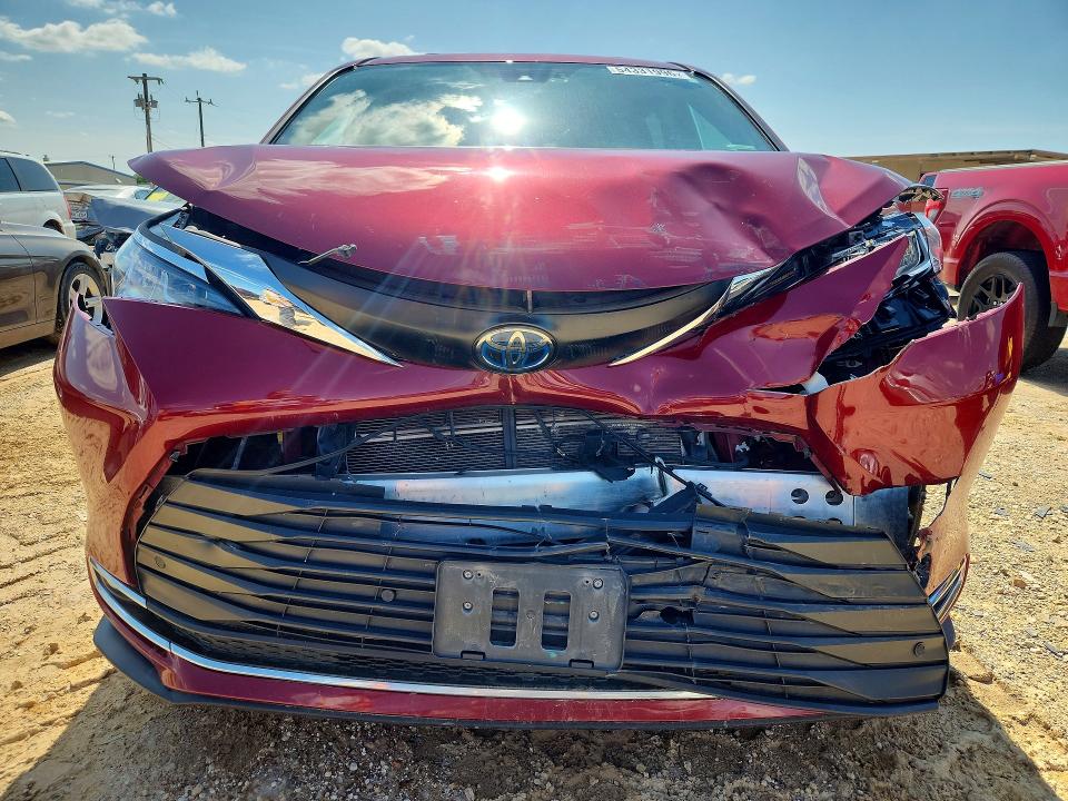 Продаж на аукціоні авто 2023 Toyota Sienna, vin: 5TDYRKECXPS178478, номер лоту: 54331996