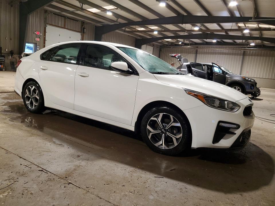52520426 :رقم المزاد ، 3KPF24ADXKE085663 vin ، 2019 Kia Forte مزاد بيع