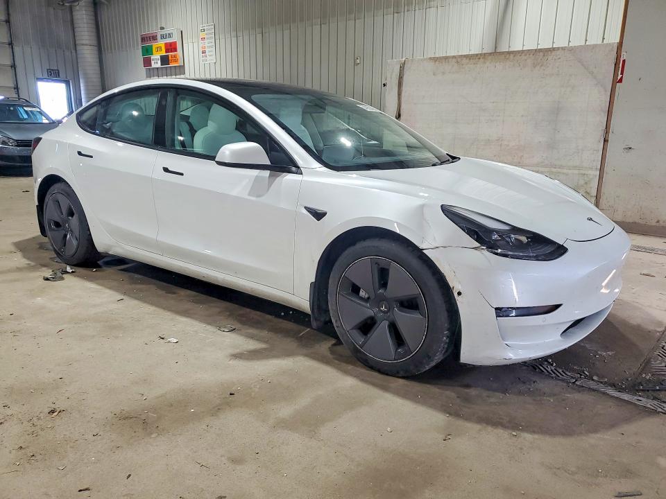 Продажа на аукционе авто 2021 Tesla Model 3, vin: 5YJ3E1EB4MF990172, номер лота: 54980406