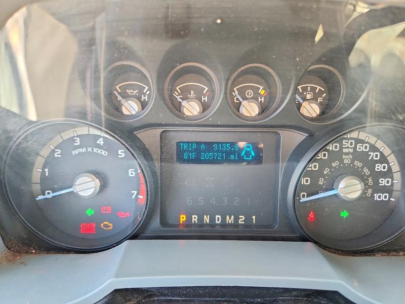 54102216 :رقم المزاد ، 1FD8X3H61BEB00909 vin ، 2011 Ford F350 مزاد بيع