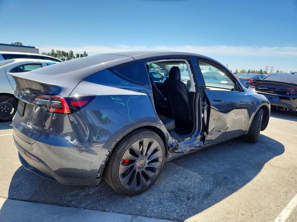 Продажа на аукционе авто 2020 Tesla Model Y, vin: 5YJYGDEF5LF057206, номер лота: 53661476