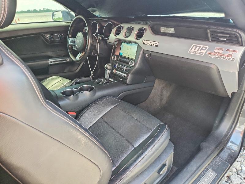 52567006 :رقم المزاد ، 1FATP8UH5H5356925 vin ، 2017 Ford Mustang مزاد بيع