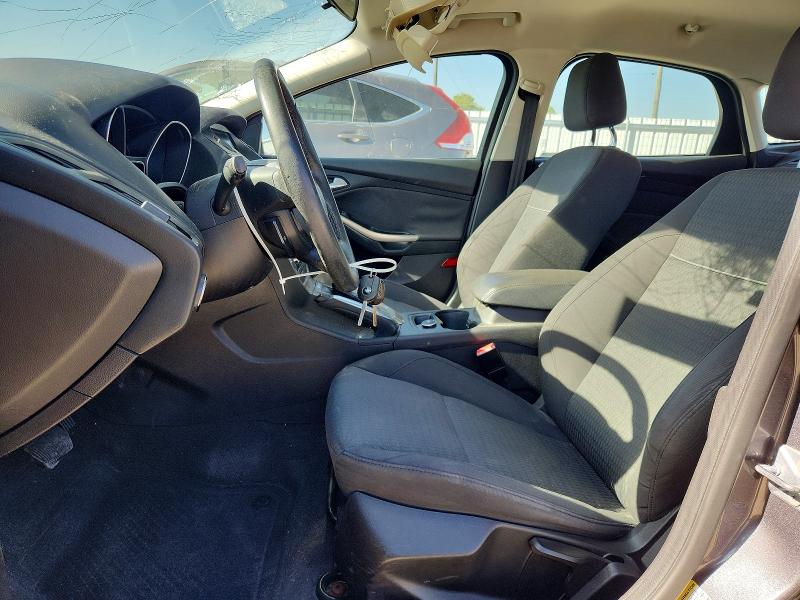 53611896 :رقم المزاد ، 1FAHP3M26CL137691 vin ، 2012 Ford Focus مزاد بيع