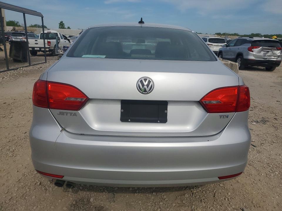 2013 Volkswagen Jetta მანქანა იყიდება აუქციონზე, vin: 3VWLL7AJ8DM383612, აუქციონის ნომერი: 52470616