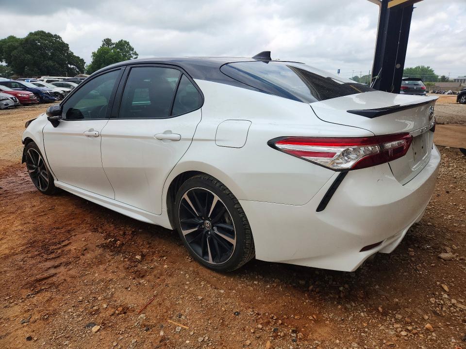 54460056 :رقم المزاد ، 4T1K61AK5LU377011 vin ، 2020 Toyota Camry مزاد بيع